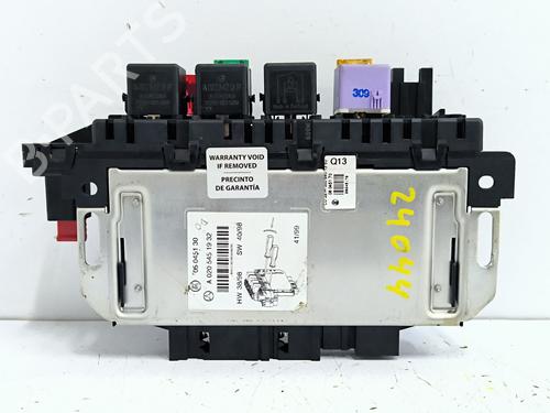 Used Fuse box Fuse box MERCEDES-BENZ S-CLASS (W220, V220) S 320 (220.065, 220.165) (224 hp) 36488363 36488363