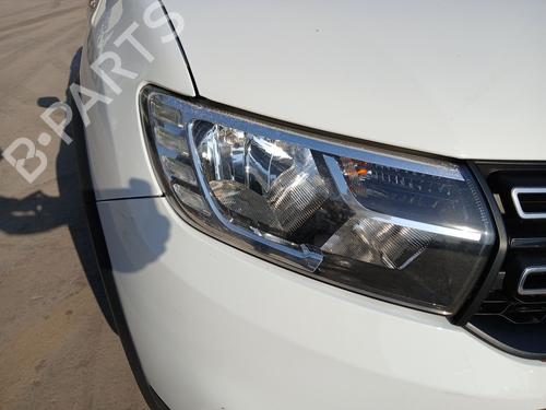 right-headlight-dacia-sandero-ii-2012-36263367 main image