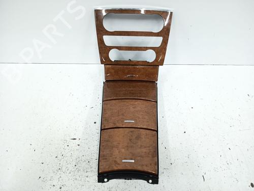 Używane Konsola środkowa MERCEDES-BENZ GL-CLASS (X164) GL 320 CDI 4-matic (164.822) (224 hp) 30836751