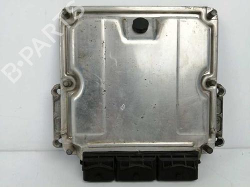 Used Engine control unit (ECU) OPEL MOVANO A Bus (X70) [1998-2025]  6685478