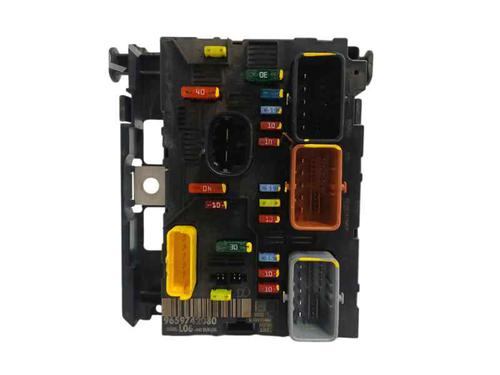 Sicherungskasten für PEUGEOT 307 (3A/C) 1.6 HDi 110 (109 hp) 23577298