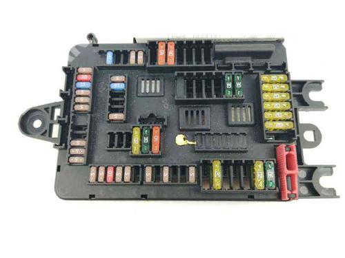 Used Fuse box BMW 1 (F20) 116 i (136 hp) 7561766