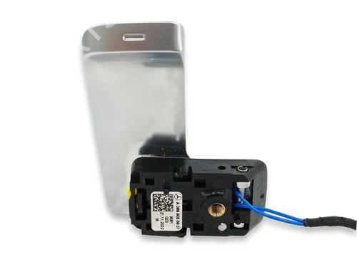 Used Steering wheel controls MERCEDES-BENZ A-CLASS Saloon (V177) A 200 d (177.112) (150 hp) 18466951