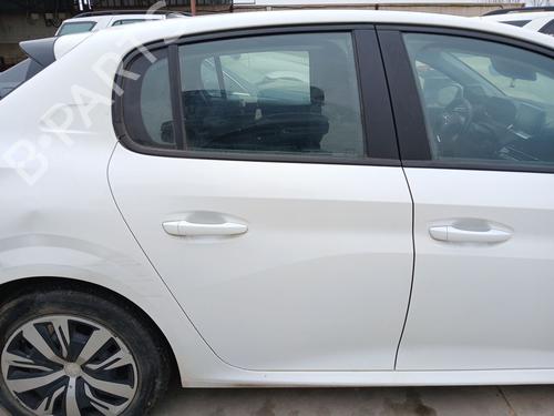 Used Right rear door PEUGEOT 208 II (UB_, UP_, UW_, UJ_) 1.2 PureTech 75 (75 hp) 32656396