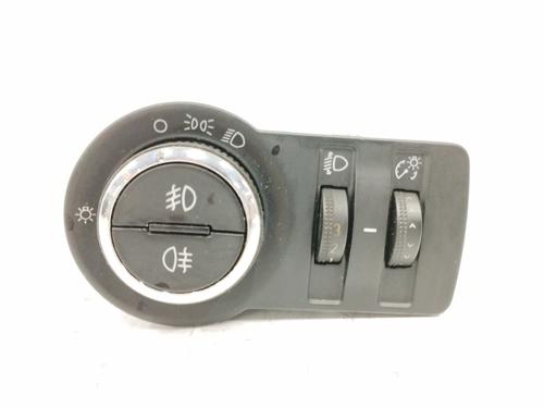 Used Headlight switch OPEL ASTRA J Sports Tourer (P10) 1.7 CDTI (35) (110 hp) 10651827