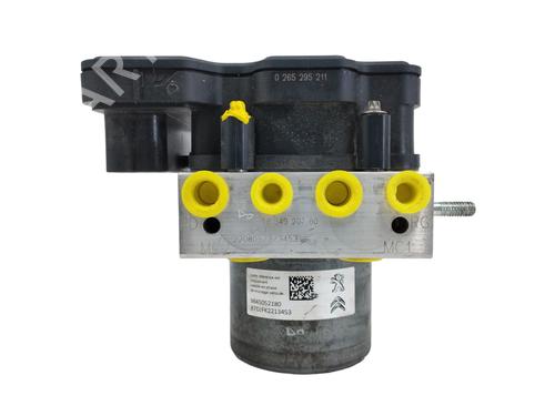 Used ABS pump TOYOTA PROACE CITY Box Body/MPV (BPZ_) 1.5 D-4D 100 (BPZM) (102 hp) 17030064