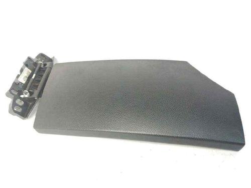Used Armrest / Center console Armrest / Center console BMW 5 (E60) 530 d (218 hp) 8608567 8608567
