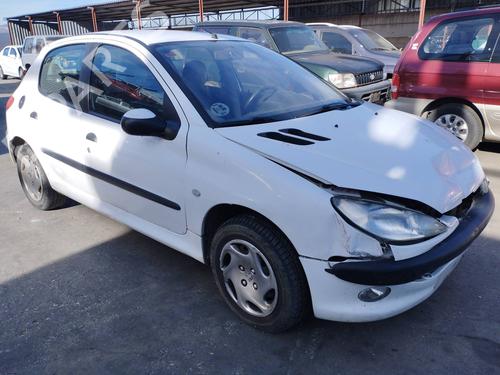 Pièces Détachées Usagées PEUGEOT 206 Hatchback (2A/C)  1.6 16V  4618704