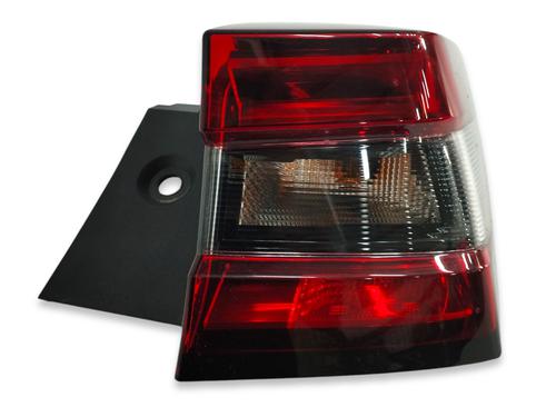 Used Right taillight NISSAN JUKE (F16_) DIG-T 117 (117 hp) 17814055