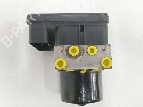 Used ABS pump VOLVO V50 (545) [2003-2012]  28704271