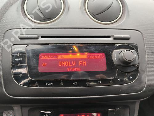 Used Radio Radio SEAT IBIZA IV SC (6J1, 6P5) 1.6 TDI (90 hp) 33958806 33958806