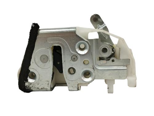 Used Rear right lock SUZUKI SX4 (EY, GY) [2006-2025]  17485014