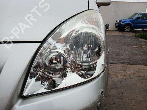 Used Left headlight Left headlight TOYOTA COROLLA Verso (ZER_, ZZE12_, R1_) 2.2 D-4D (AUR10_, AUR10R) (136 hp) 32701026 32701026