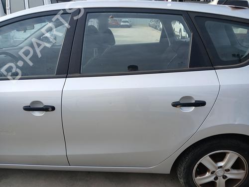 Used Left rear door Left rear door HYUNDAI i30 Estate (FD) 1.6 CRDi (116 hp) 33951759 33951759