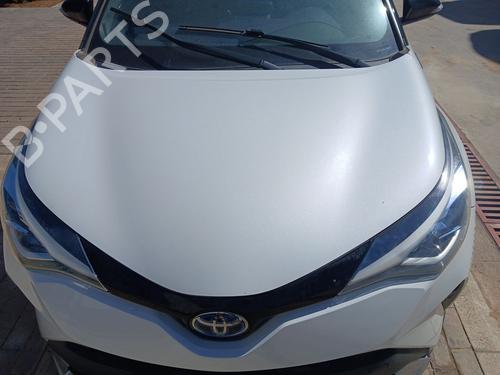hood-toyota-c-hr-_x1_-2016-33605934 main image