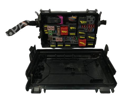 Fuse box OPEL CORSA D (S07) 1.2 (L08, L68) | BP21062237E1