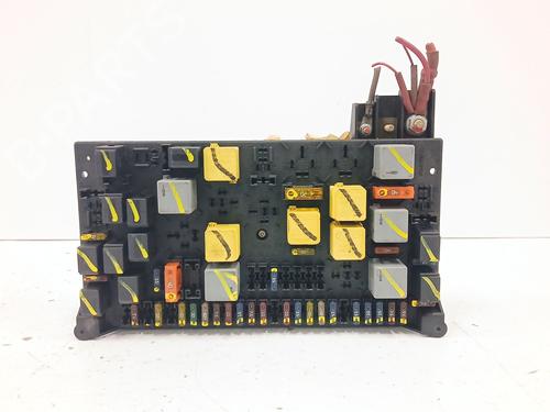 Used Fuse box Fuse box 37719798 37719798