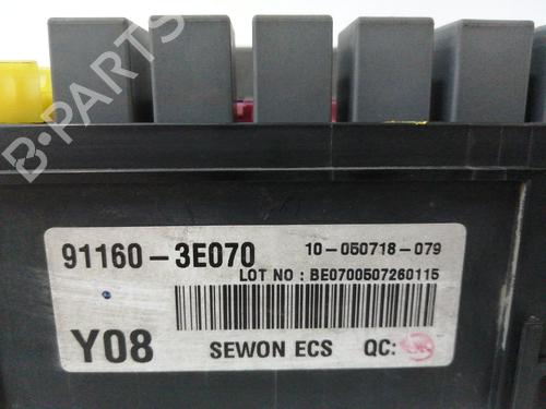 Fuse box KIA SORENTO I (JC) 2.5 CRDi 4WD | BP12426574E1 