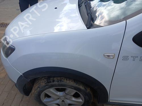 left-front-fenders-dacia-sandero-ii-2012-31880455 main image