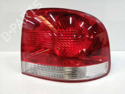 Right taillight VW TOUAREG (7LA, 7L6, 7L7) 5.0 V10 TDI | BP6144551C35