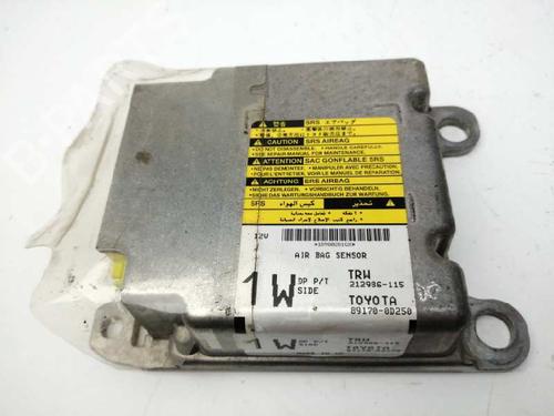 Used Electronic module TOYOTA YARIS (_P9_) 1.4 D-4D (NLP90_, NLP90R) (90 hp) 8335310
