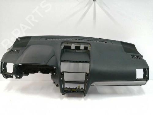 Used Dashboard SUBARU XV (_GP_) 2.0 i AWD (GP7, G33GP) (150 hp) 6556792