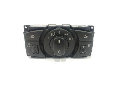 Used Headlight switch BMW 5 (E60) 520 d (163 hp) 8650893