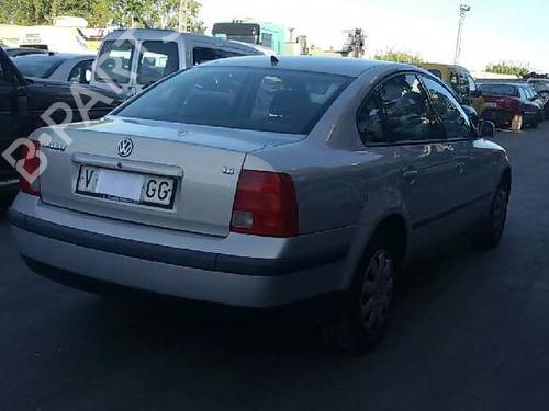 Engine control unit (ECU) VW PASSAT B5 (3B2) | BP239202M57