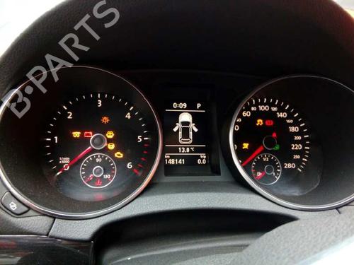 Instrument cluster VW GOLF VI (5K1) 2.0 TDI | BP17641257C47 