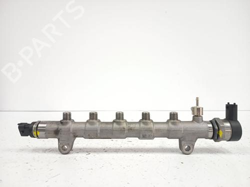 Used Injection rail Injection rail KIA SPORTAGE III (SL) 1.7 CRDi (116 hp) 39611727 39611727
