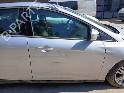 Used Right front door Right front door FORD FOCUS III 1.6 Ti (125 hp) 36390515 36390515