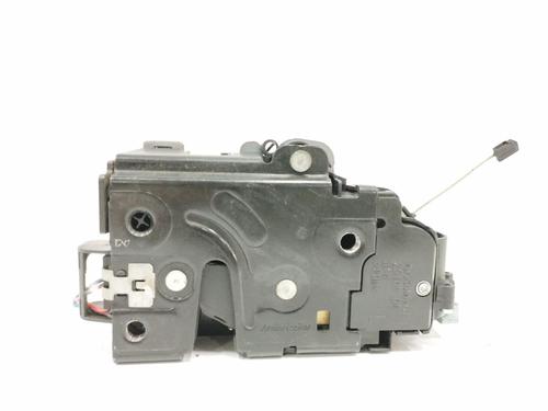 Used Front left lock VW CADDY III MPV (2KB, 2KJ, 2CB, 2CJ) 2.0 TDI (140 hp) 13217579