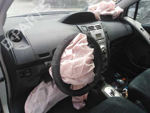 Luftventilen TOYOTA YARIS (_P9_) 1.3 VVT-i (SCP90_, SCP90R) | BP11659719I21 