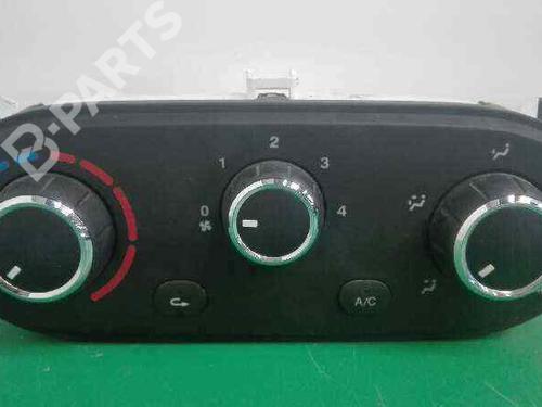 AC-Styringsenhed/Manøvreenhed PEUGEOT 206 Hatchback (2A/C) 1.9 D (69 hp) 4252219