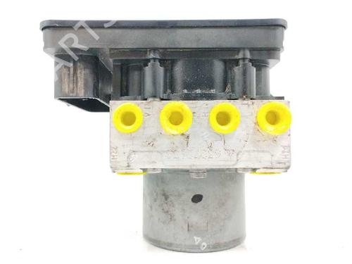 Used ABS pump FIAT 500L (351_, 352_) 1.3 D Multijet (199LXY1A, 199LXY11) (84 hp) 10088536