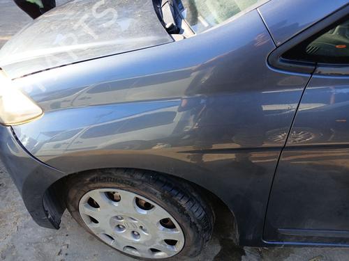 left-front-fenders-honda-fr-v-be-2004-32859941 main image