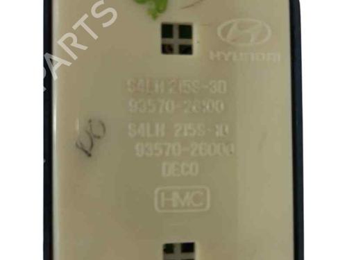 Left front window switch HYUNDAI SANTA FÉ I (SM) 2.0 CRDi | BP21523879I27 