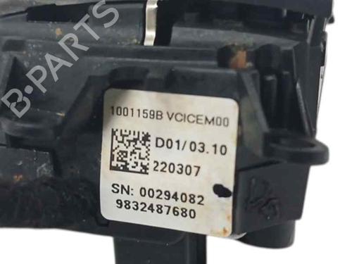 Steering wheel controls PEUGEOT 308 III (FB_, FH_, FP_, F3_, FM_) BlueHDi 130 (FBYHZL, FBYHZT) | BP28095197E15