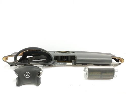 Used Dashboard MERCEDES-BENZ C-CLASS (W203) C 220 CDI (203.008) (150 hp) 10931407