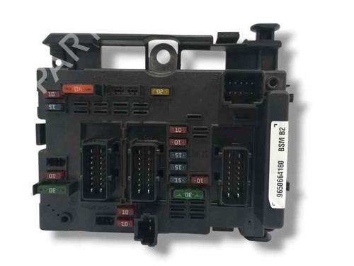 Used Fuse box PEUGEOT 206 Hatchback (2A/C) 1.4 HDi eco 70 (68 hp) 23124176