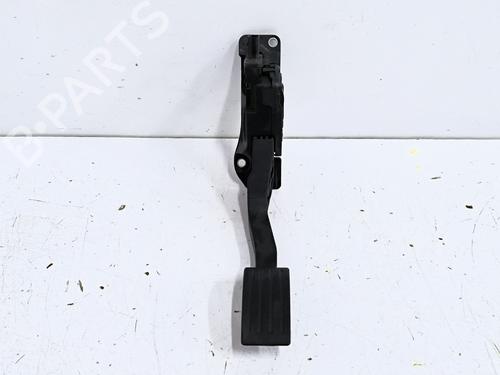 pedal-ford-kuga-ii-dm2-2012-34369940 main image