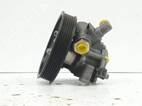 Used Steering pump Steering pump MERCEDES-BENZ C-CLASS (W203) C 220 CDI (203.008) (150 hp) 39648496 39648496