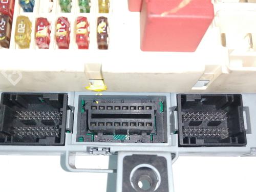 Fuse box FIAT STILO (192_) 1.9 D Multijet | BP10711793E1 