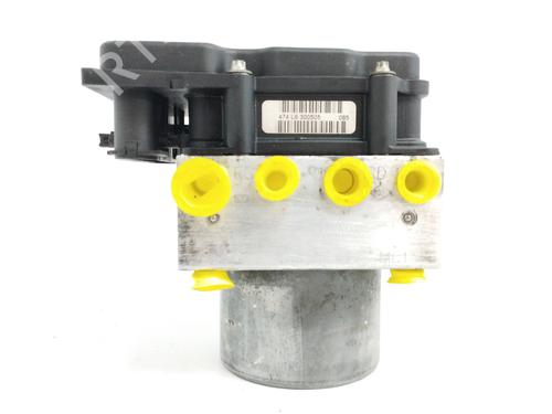 Used ABS pump RENAULT MEGANE II Coupé-Cabriolet (EM0/1_) 1.6 16V (112 hp) 10629537