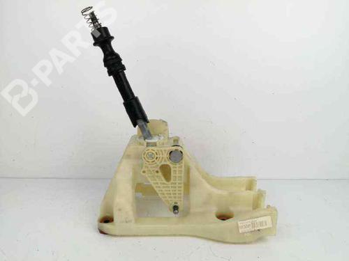 Used Manual gearbox selector Manual gearbox selector HYUNDAI ix35 (LM, EL, ELH) 1.7 CRDi (116 hp) 8060700 8060700