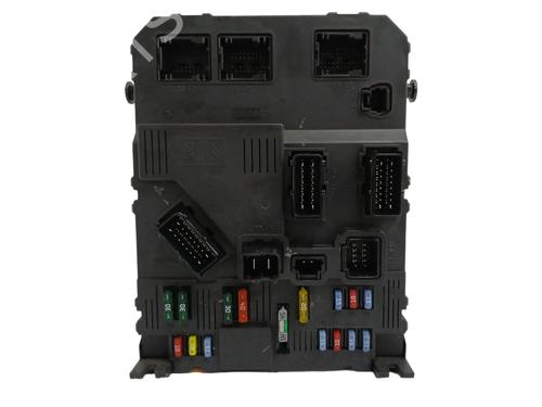 Used Fuse box CITROËN XSARA PICASSO (N68) 1.6 HDi (90 hp) 18334467