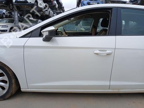 Used Left front door Left front door SEAT LEON SC (5F5) 1.6 TDI (105 hp) 36356060 36356060