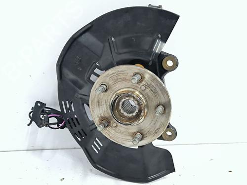 Used Right front steering knuckle Right front steering knuckle TOYOTA C-HR (_X1_) 1.8 Hybrid (ZYX10_, ZYX11_) (98 hp) 34193808 34193808