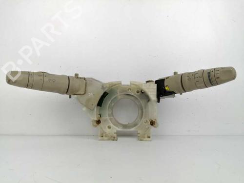 Used Switch NISSAN MICRA III (K12) 1.2 16V (65 hp) 7865644