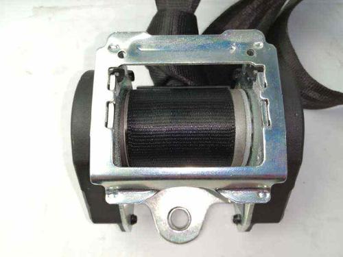 Rear left seatbelt VW GOLF V (1K1) 1.9 TDI | BP6627446I29 